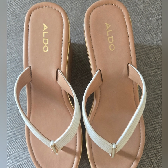 Aldo wedge heel sandals - Picture 5 of 5